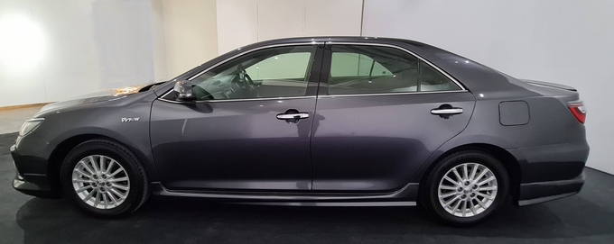 Toyota camry g