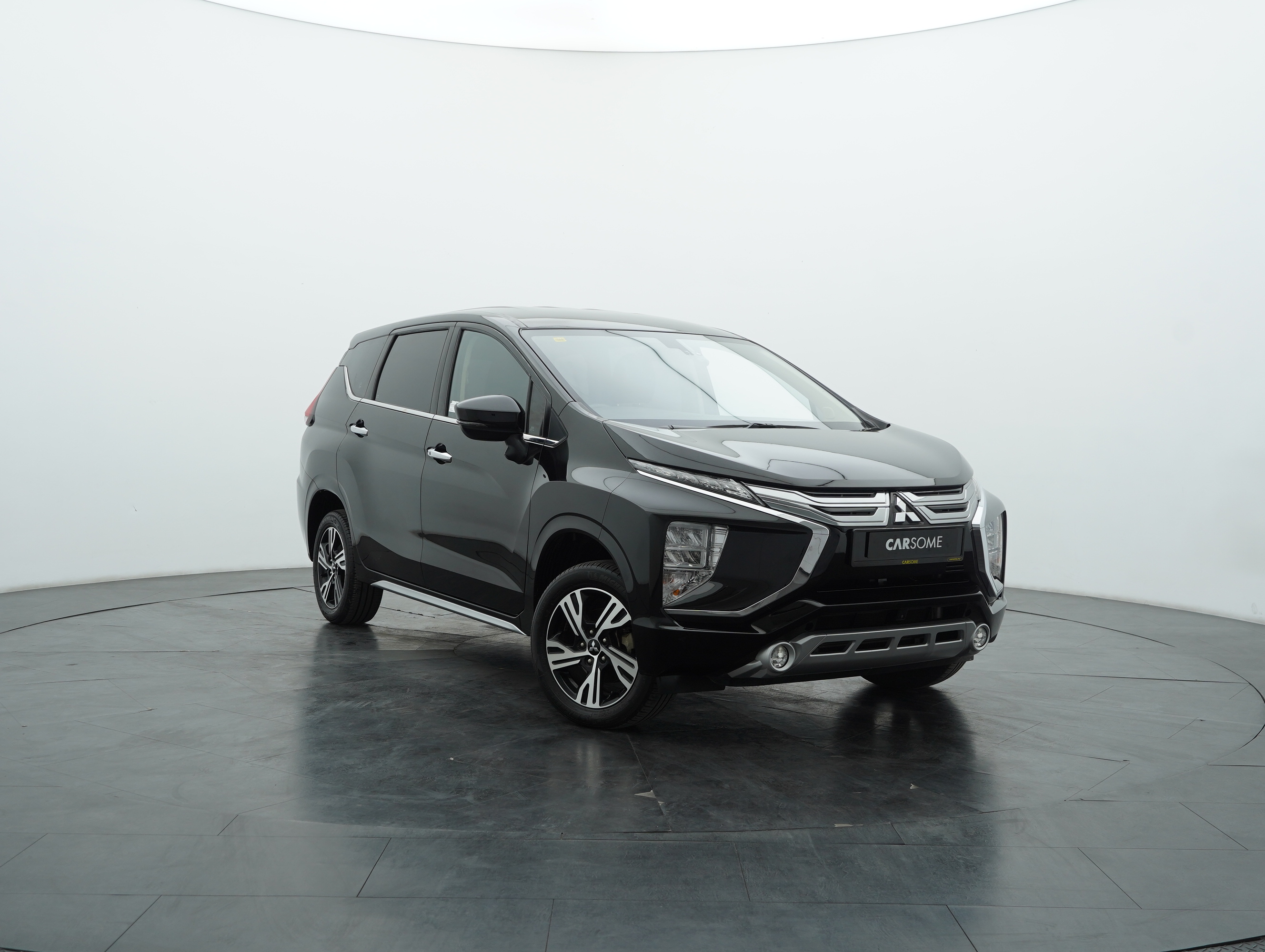 Mitsubishi Xpander 1.5 Cross 2023 - 7 Seater