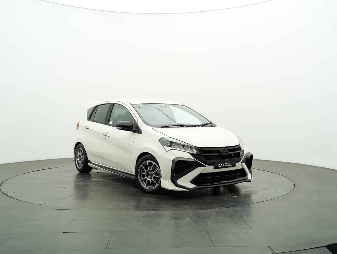 Perodua_Myvi_2023_White_B2C_CARSOME