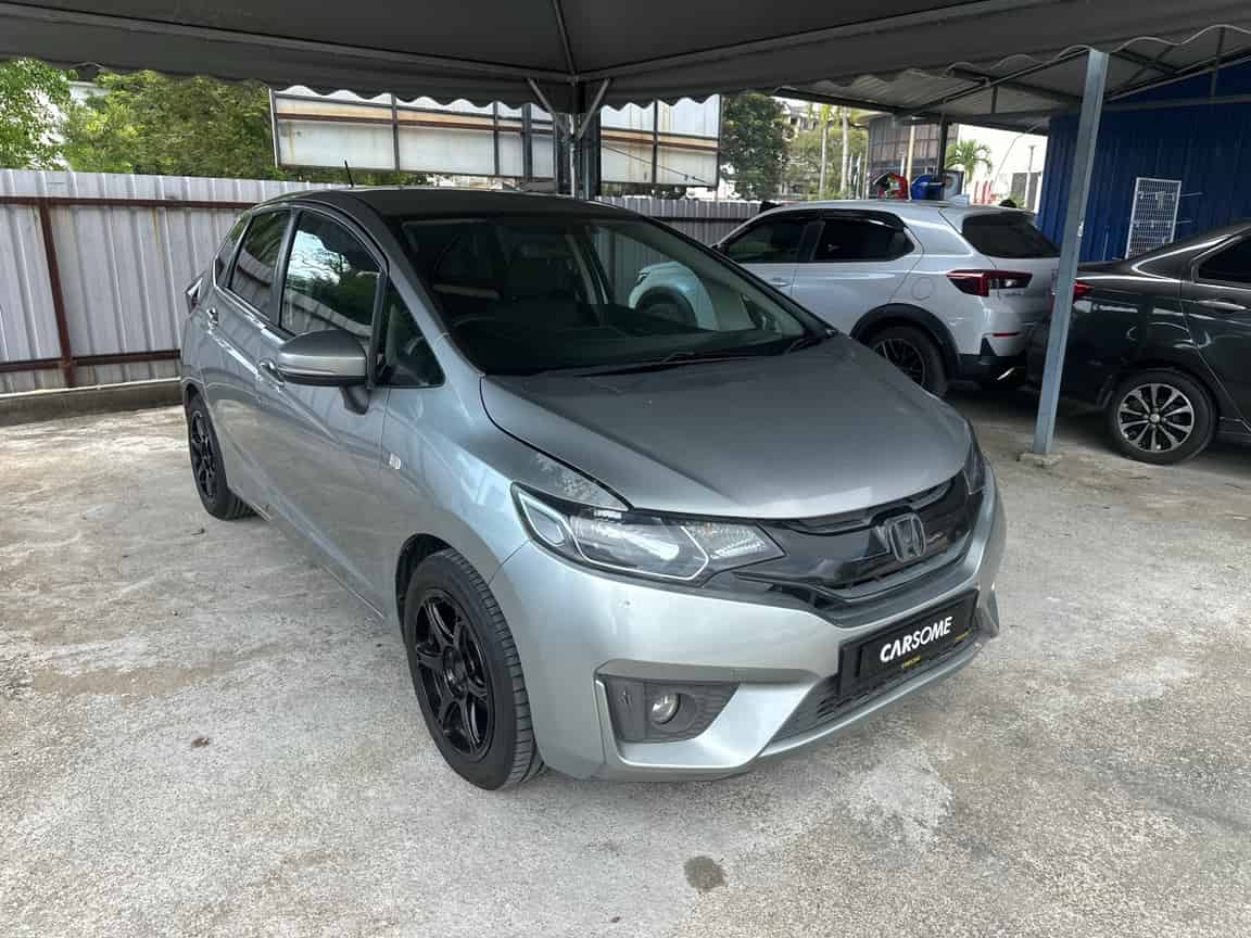 Honda_Jazz_2016_Perak_B2C_CARSOME