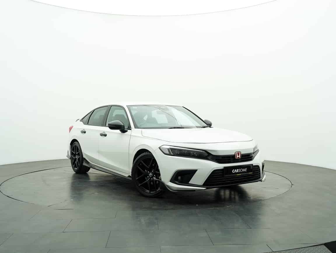 Honda_Civic_2022_Putih_B2C_CARSOME