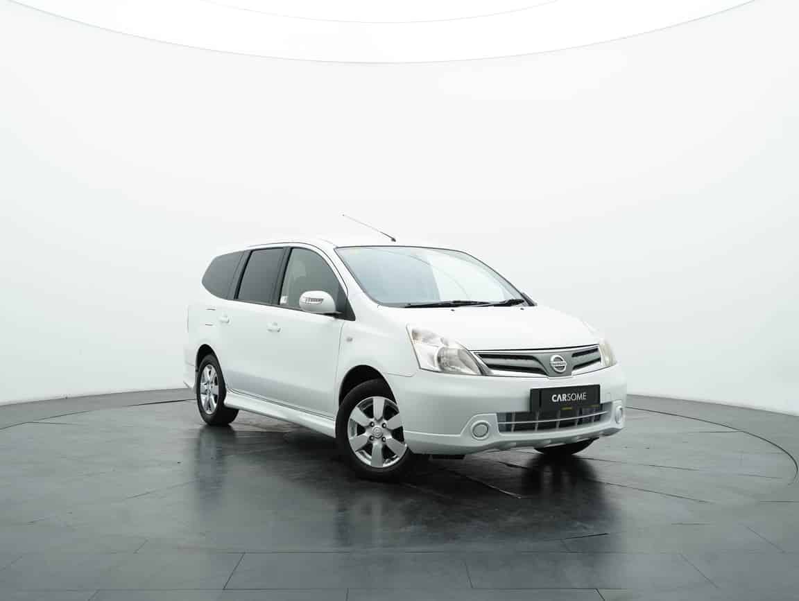 Nissan_Grand Livina_2012_White_B2C_CARSOME