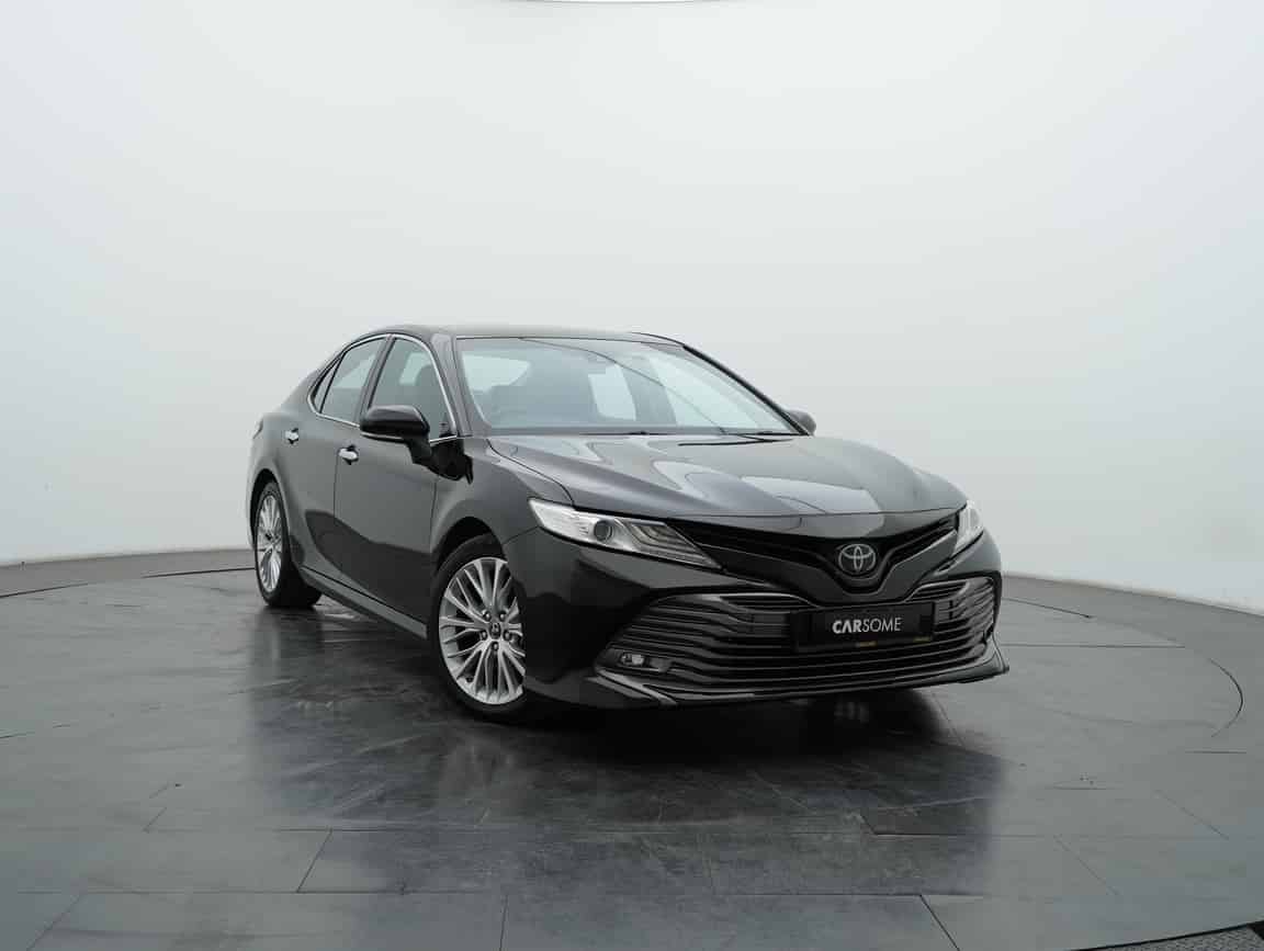 Toyota_Camry_2019_Black_B2C_CARSOME
