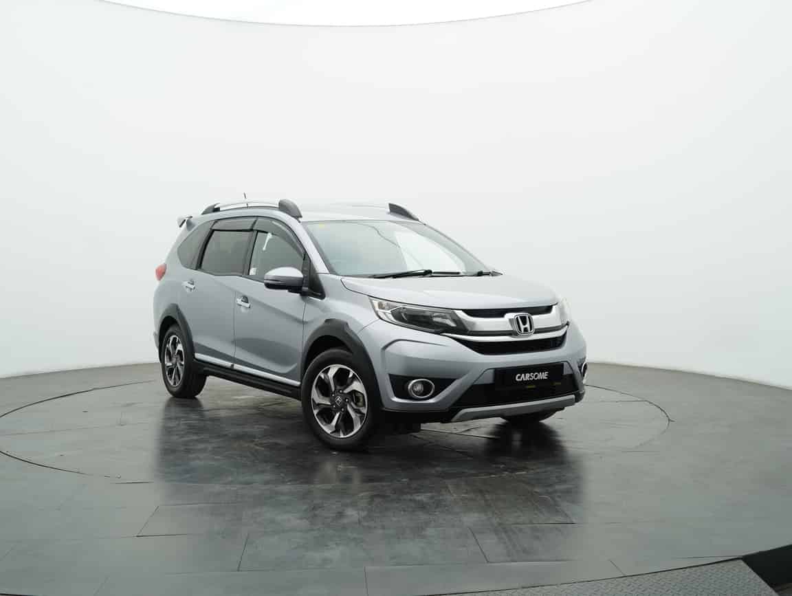 Honda_BR-V_2018_Silver_B2C_CARSOME