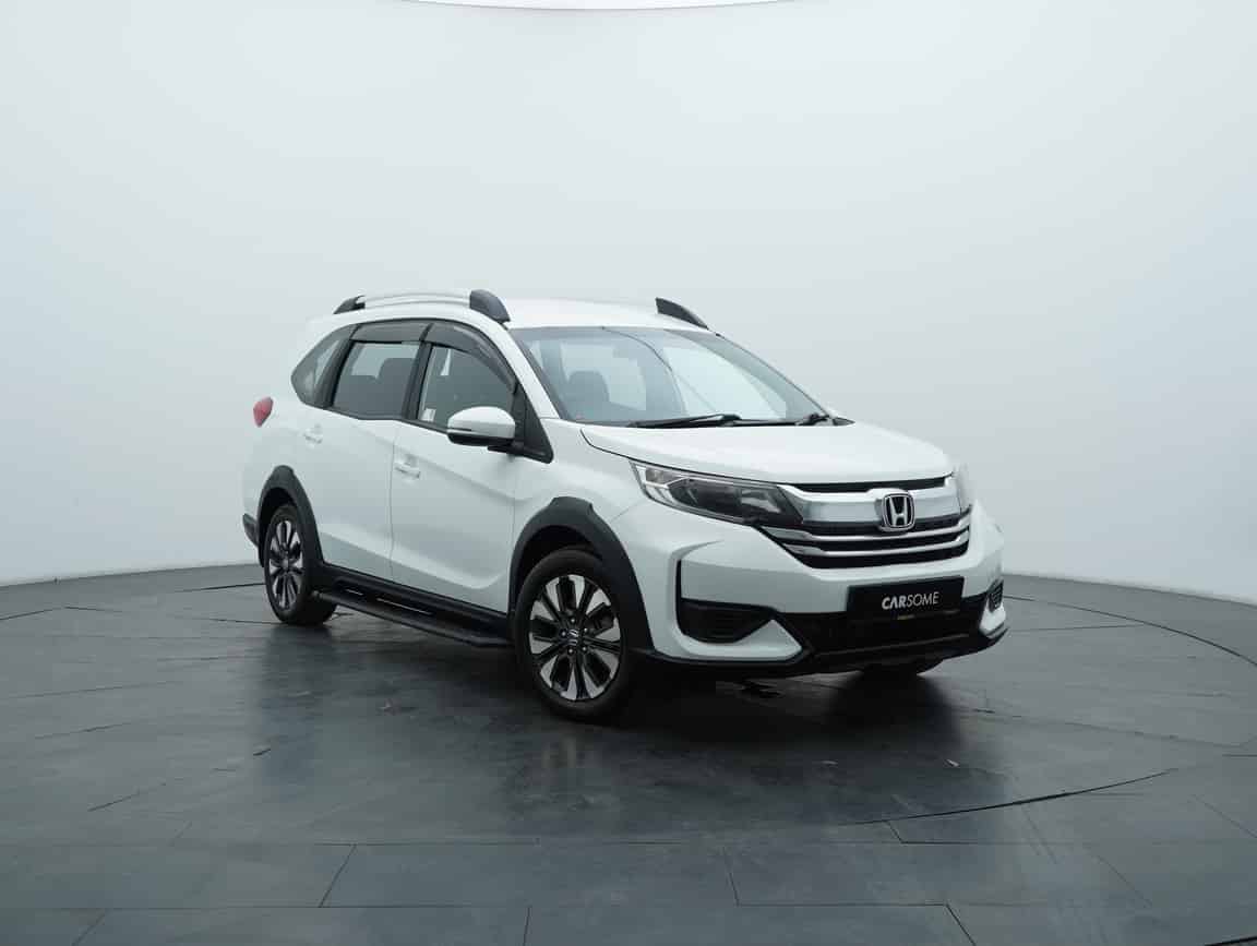 Honda_BR-V_2020_White_B2C_CARSOME