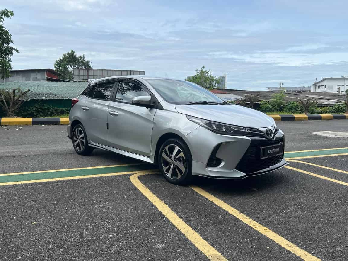 Toyota_Yaris_2023_Silver_B2C_CARSOME