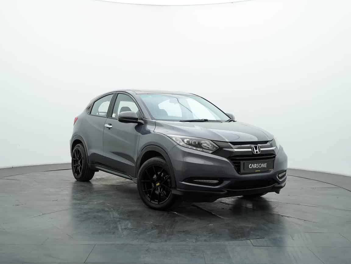 Honda_HR-V_2015_Gray_B2C_CARSOME