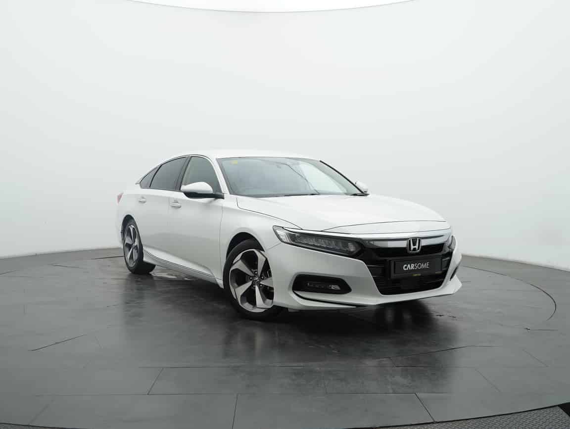 Honda_Accord_2021_White_B2C_CARSOME