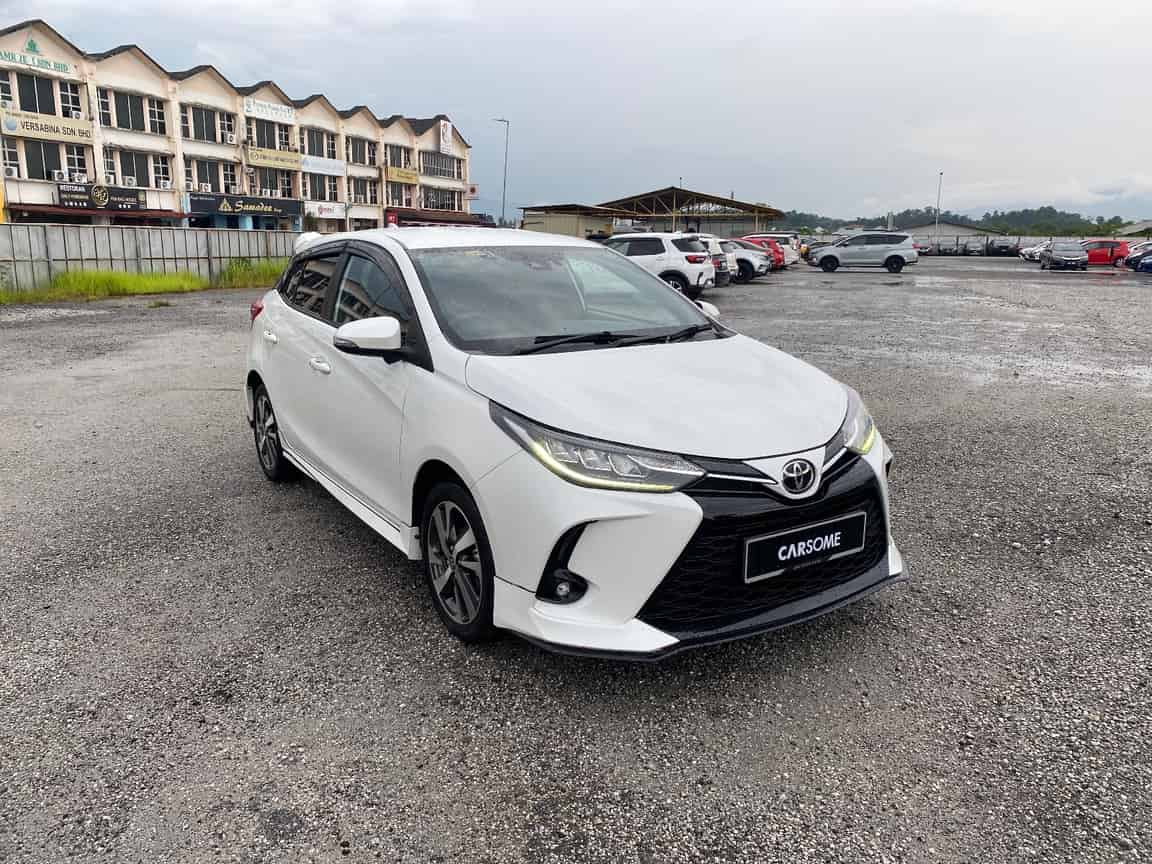 Toyota_Yaris_2022_Putih_B2C_CARSOME