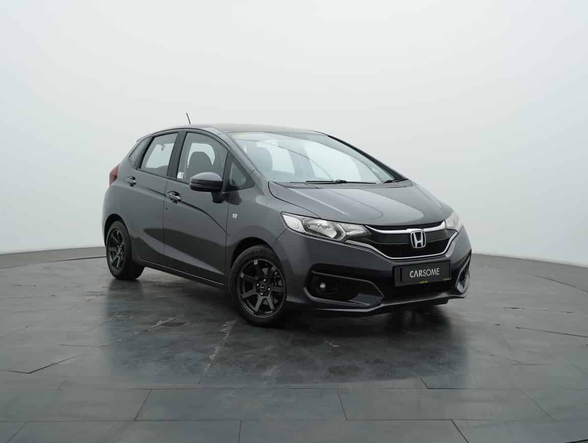 Honda_Jazz_2020_Gray_B2C_CARSOME