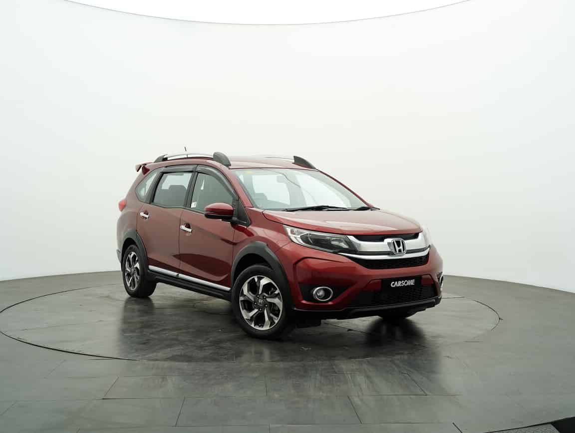 Honda_BR-V_2017_Red_B2C_CARSOME