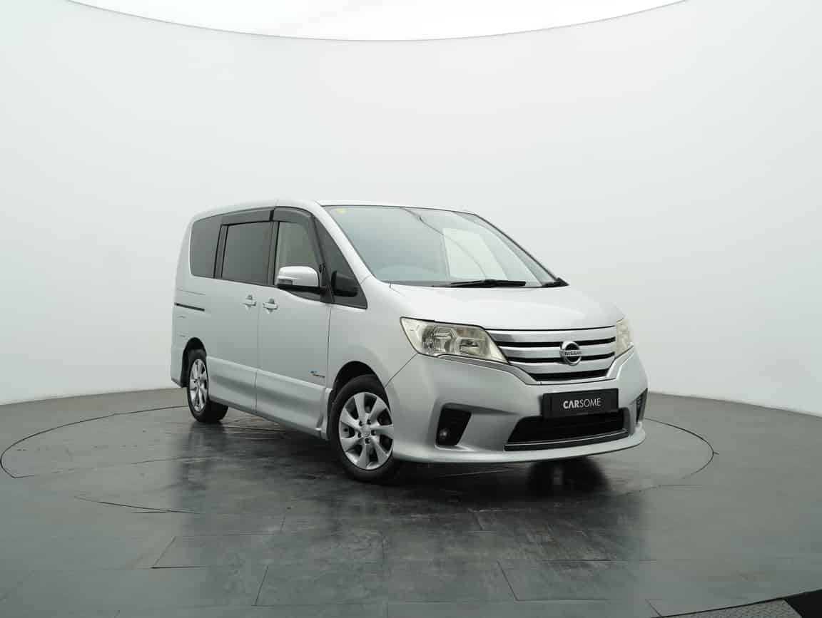 Nissan_Serena_2013_Silver_B2C_CARSOME