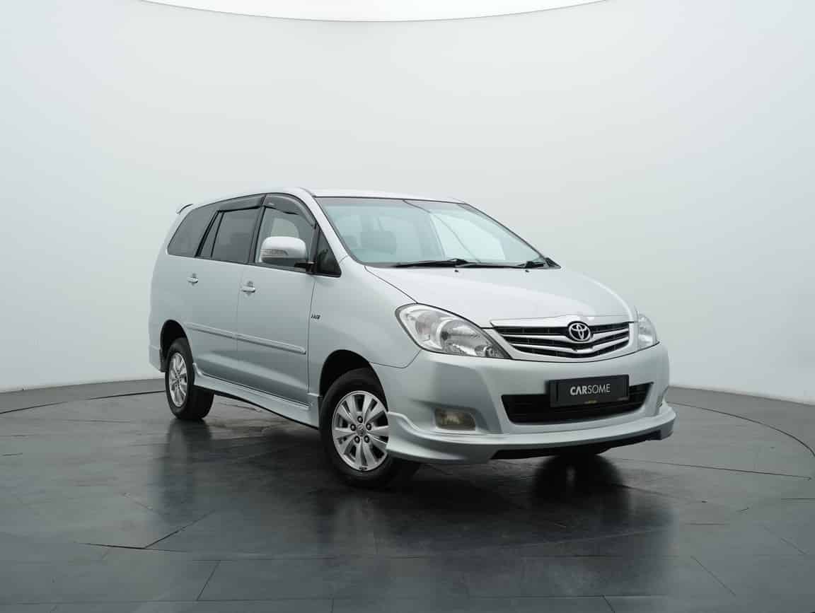 Toyota_Innova_2010_Perak_B2C_CARSOME