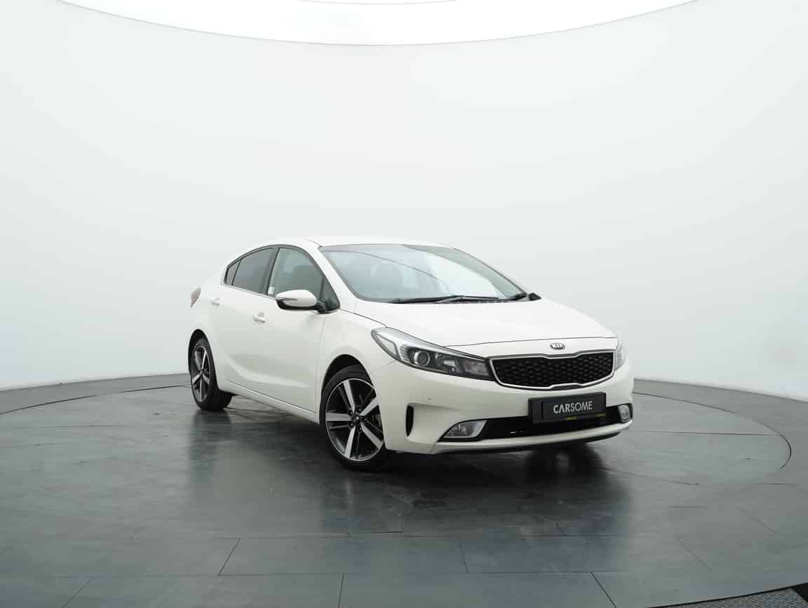 Kia_Cerato_2018_White_B2C_CARSOME