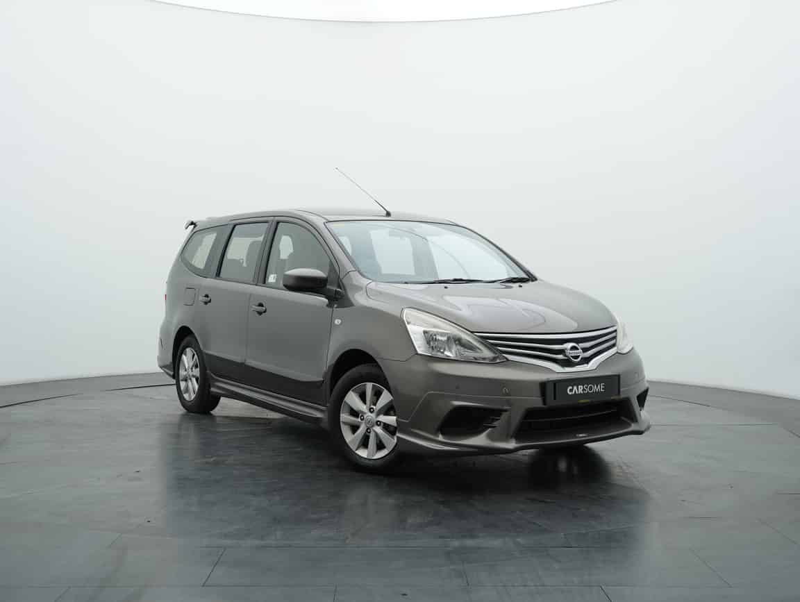 Nissan_Grand Livina_2016_Kelabu_B2C_CARSOME