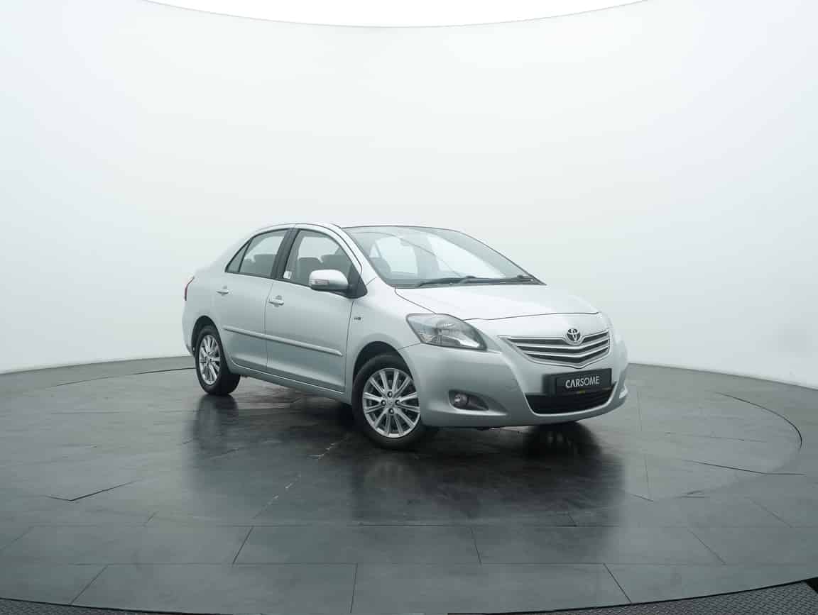 Toyota_Vios_2013_Silver_B2C_CARSOME
