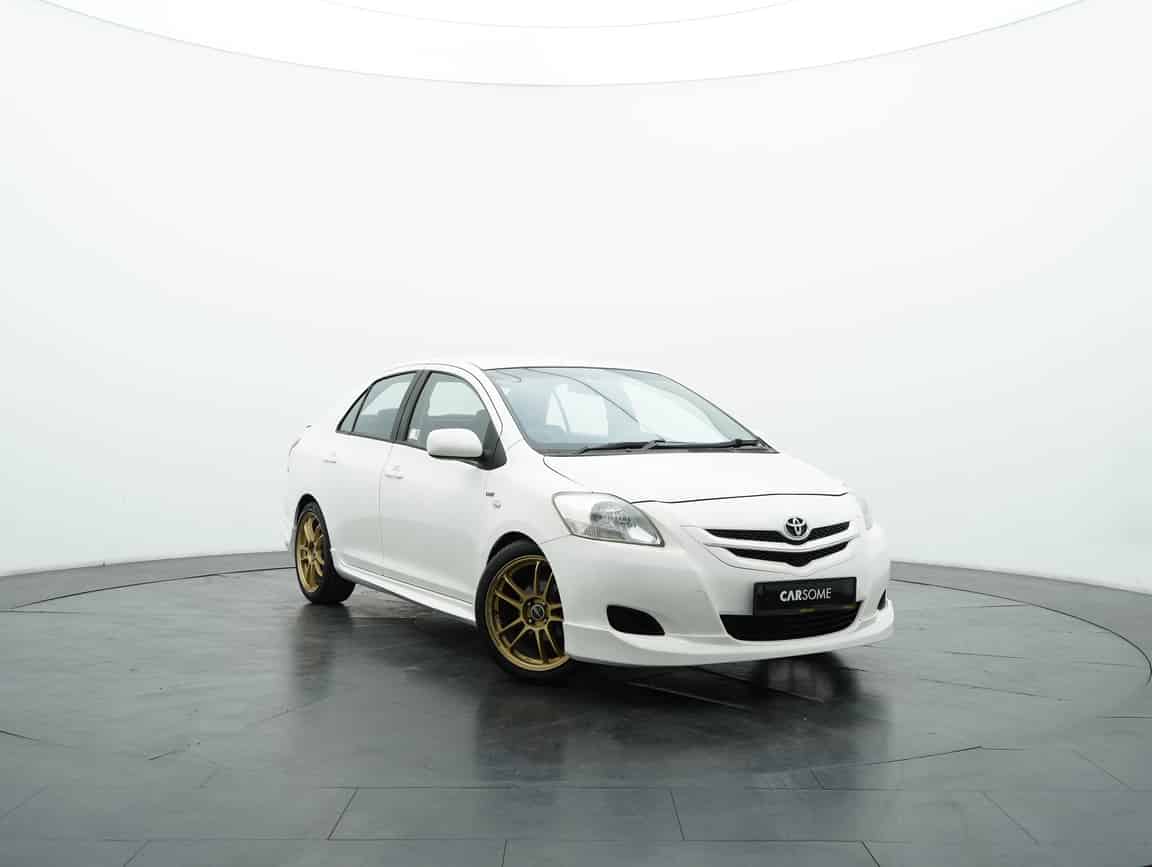 Toyota_Vios_2010_White_B2C_CARSOME