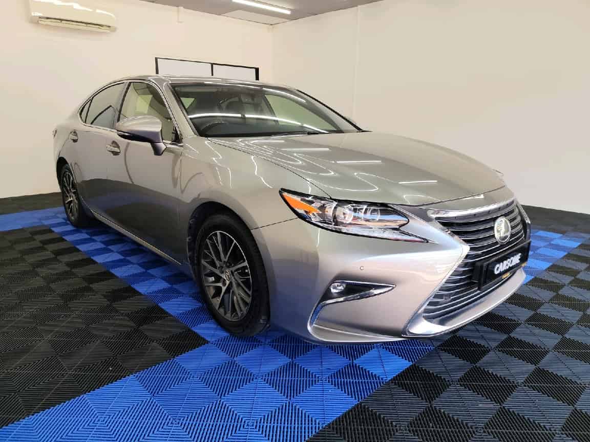 Lexus_ES 250_2016_Gray_B2C_CARSOME