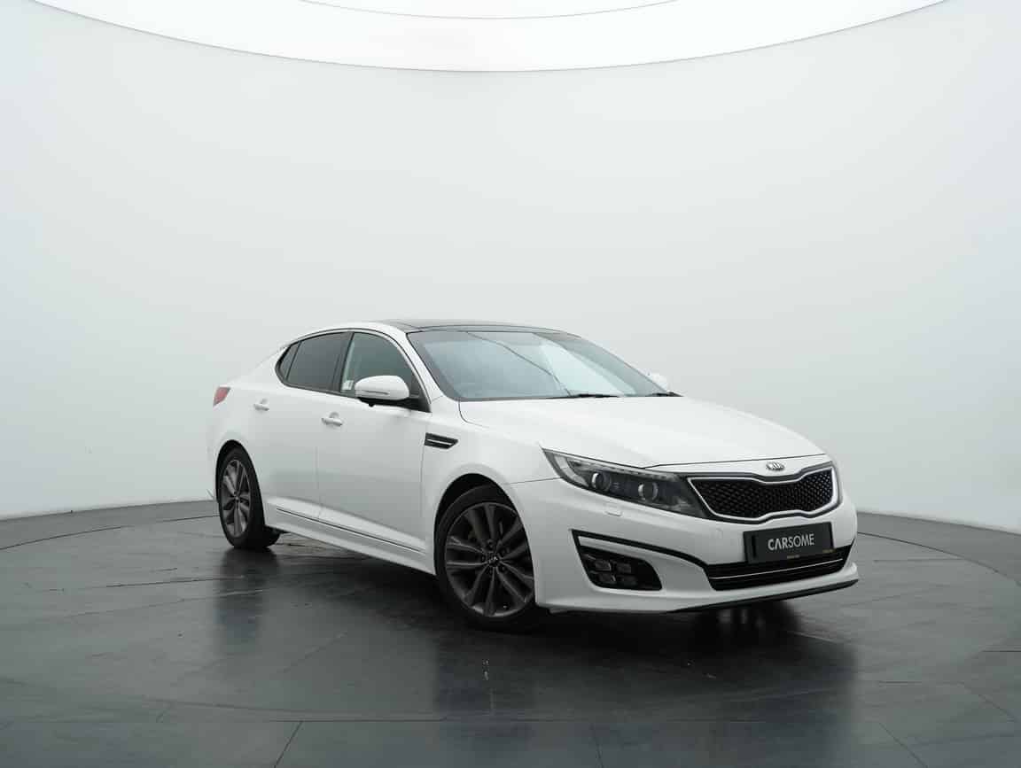 Kia_Optima K5_2015_White_B2C_CARSOME