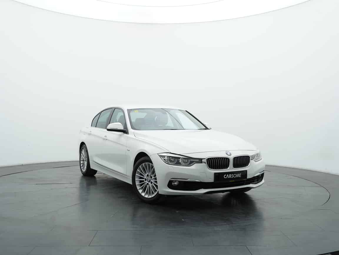 BMW_318i_2018_White_B2C_CARSOME
