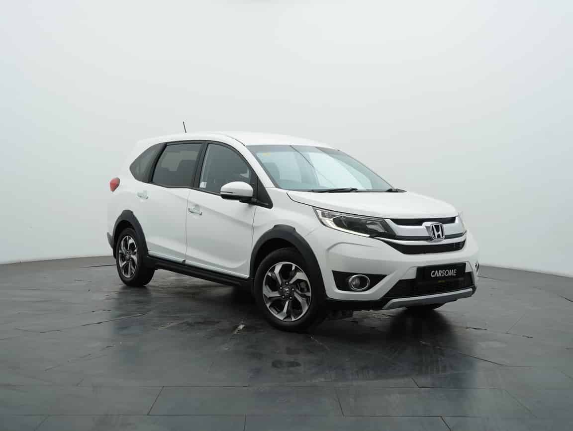 Honda_BR-V_2017_White_B2C_CARSOME