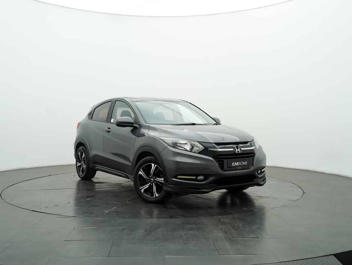 Honda_HR-V_2016_Gray_B2C_CARSOME