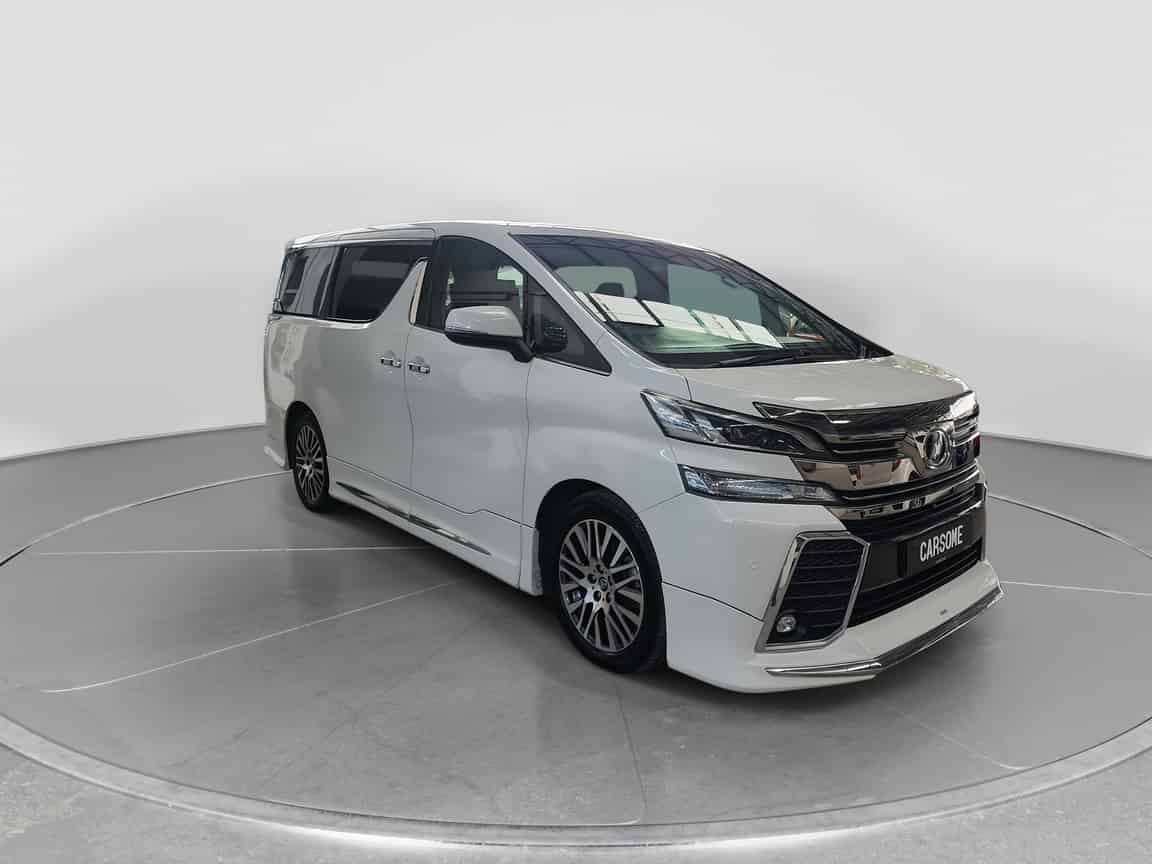 Toyota_Vellfire_2016_White_B2C_CARSOME