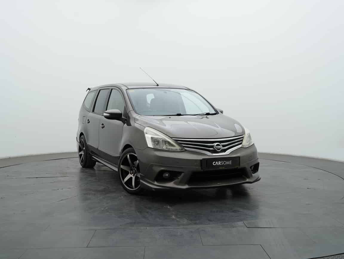 Nissan_Grand Livina_2015_Gold_B2C_CARSOME