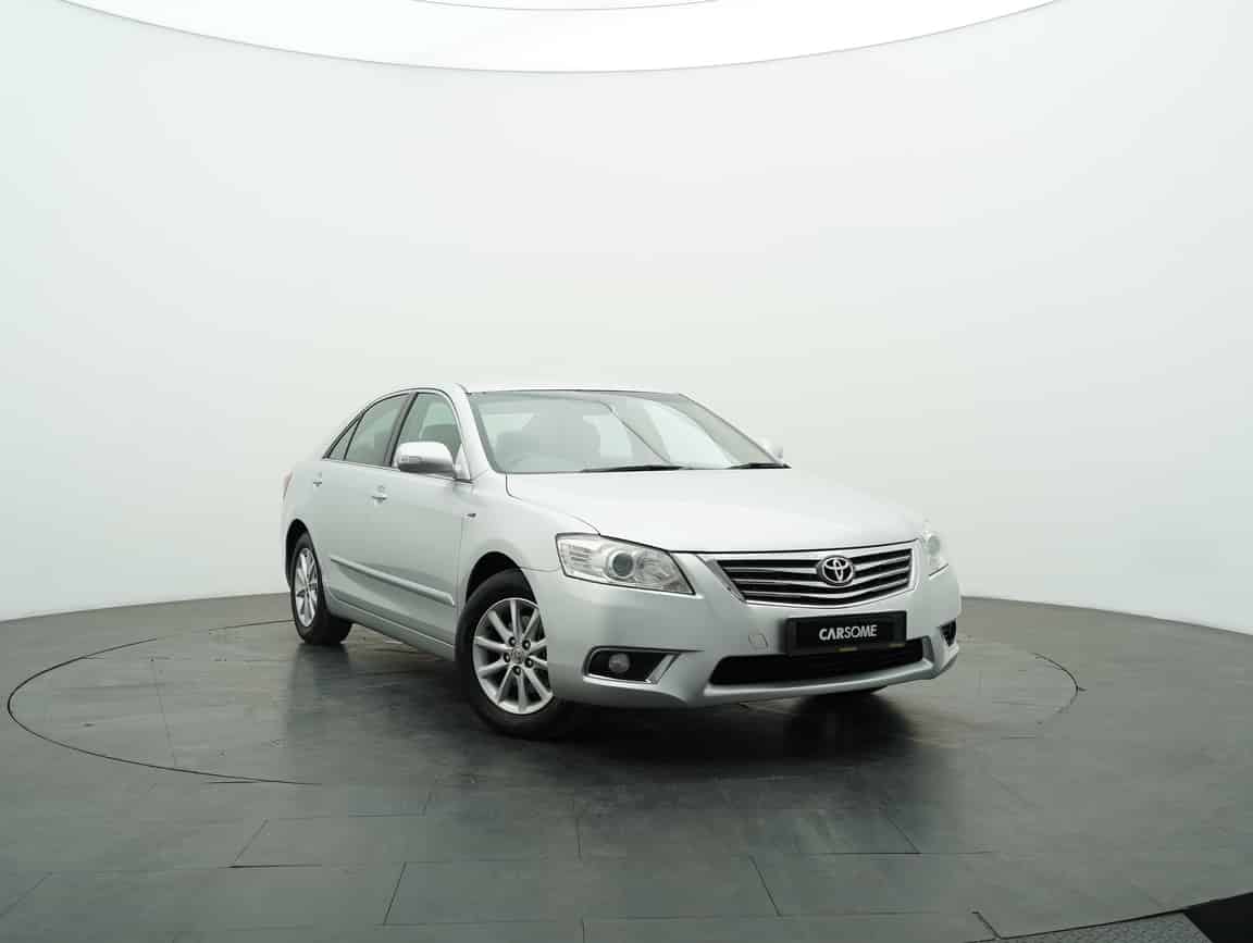 Toyota_Camry_2011_Perak_B2C_CARSOME