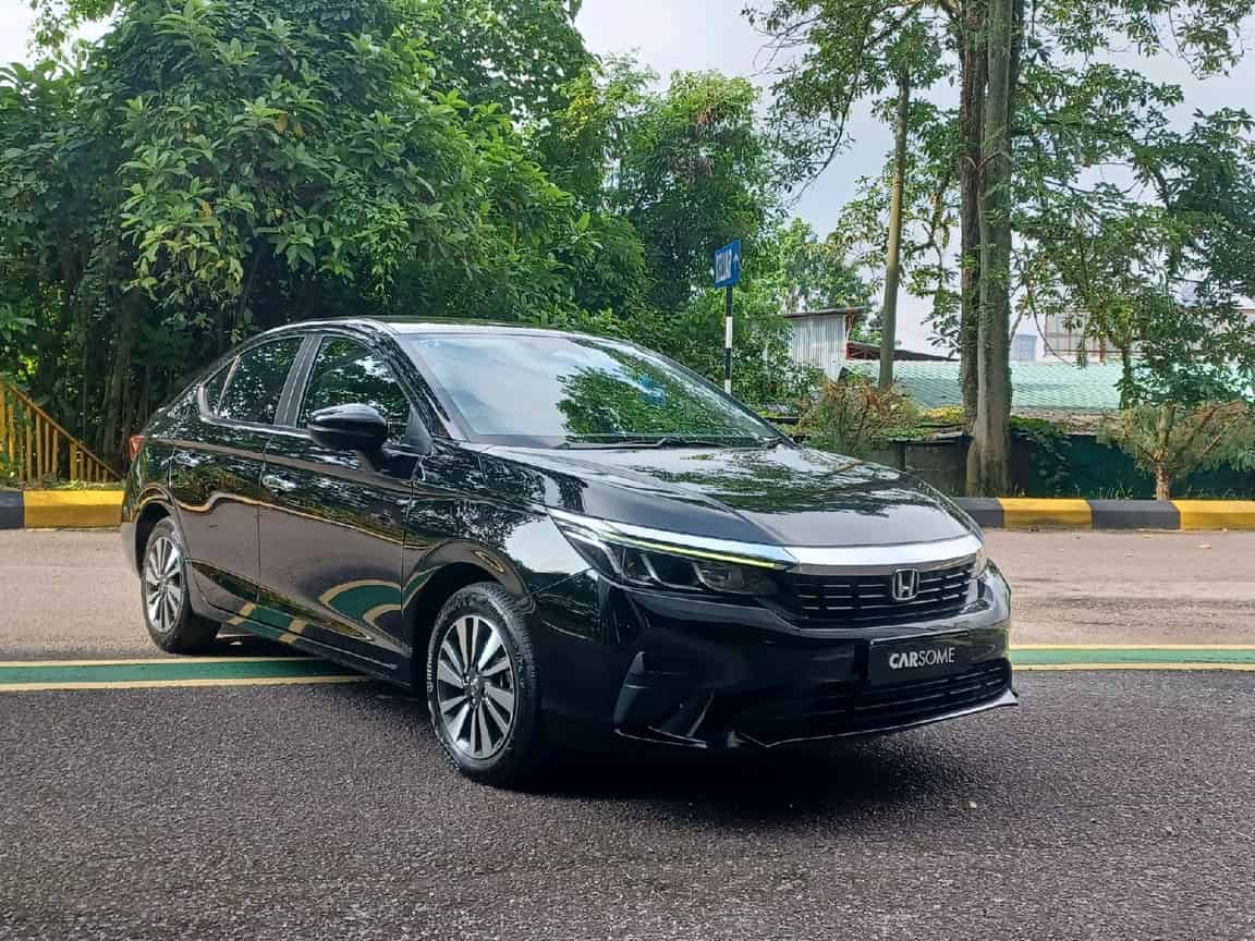 Honda_City_2023_Hitam_B2C_CARSOME