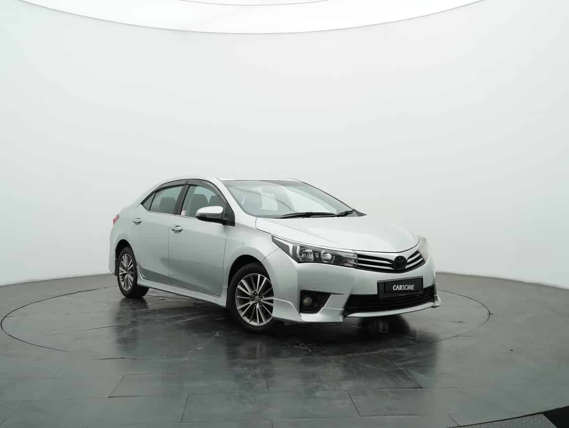 Toyota_Corolla Altis_2015_Silver_B2C_CARSOME