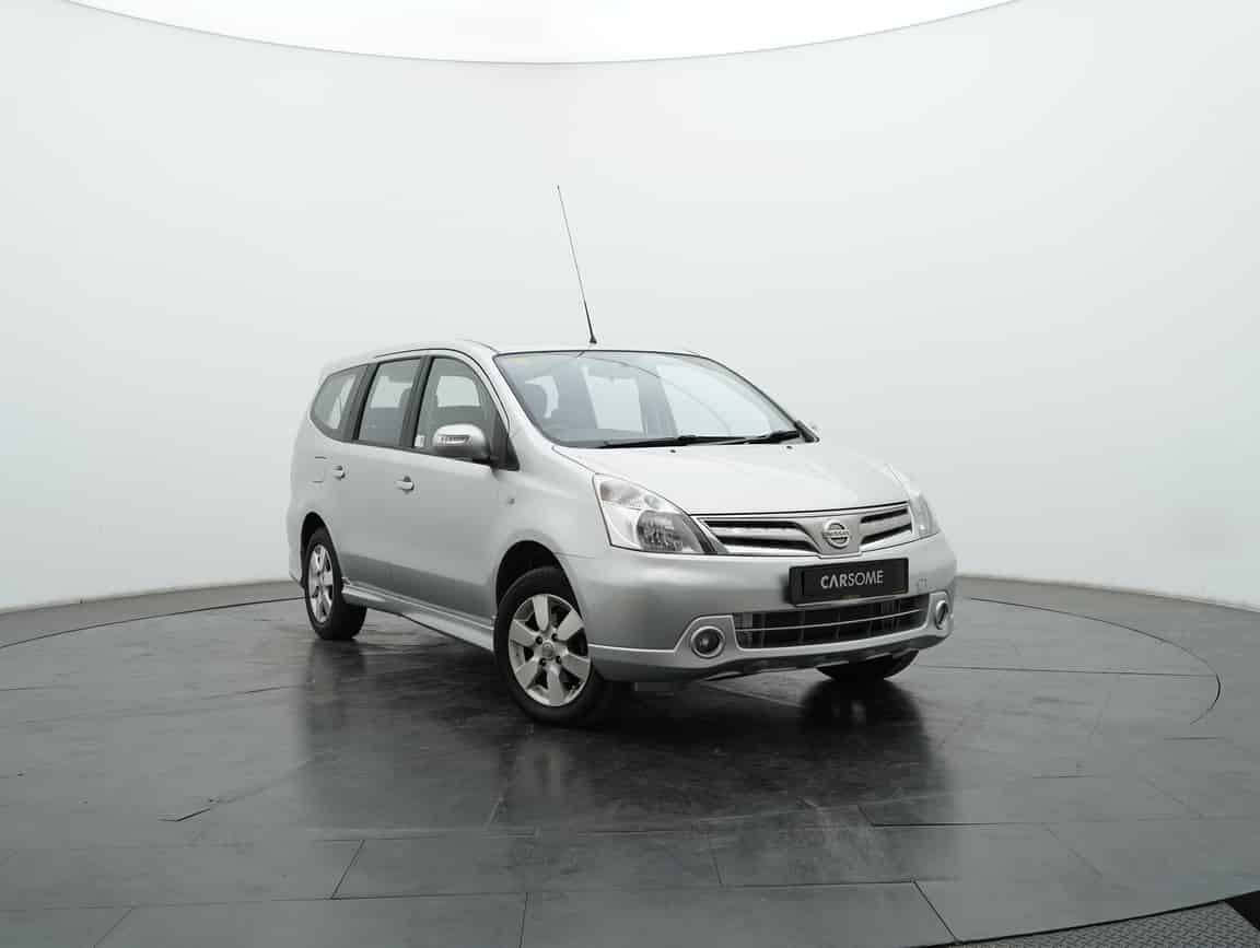 Nissan_Grand Livina_2013_Silver_B2C_CARSOME