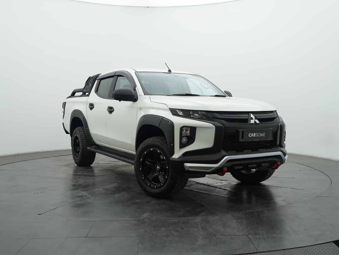 Mitsubishi_Triton_2022_White_B2C_CARSOME