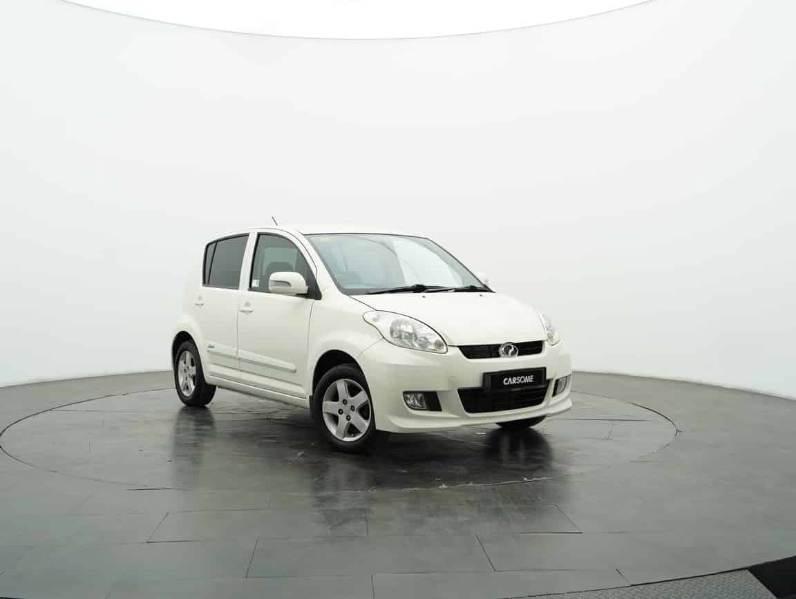Perodua_Myvi_2010_White_B2C_CARSOME