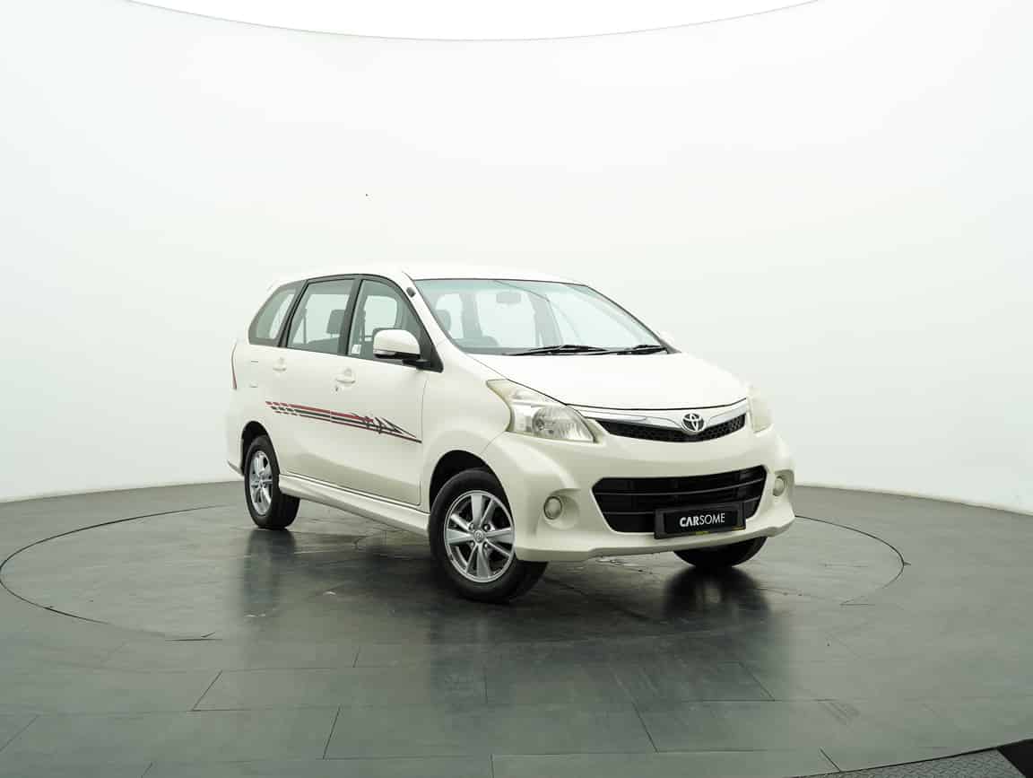 Toyota_Avanza_2012_White_B2C_CARSOME