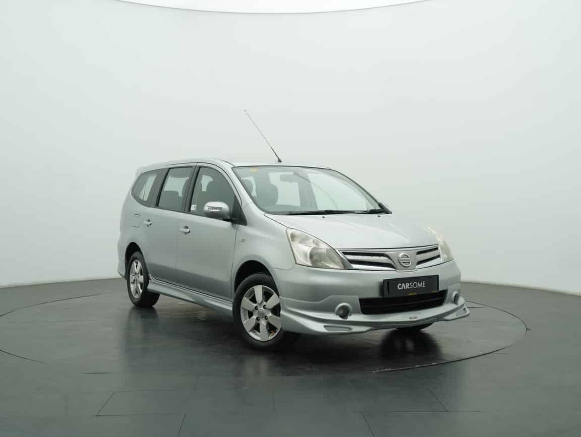 Nissan_Grand Livina_2012_Silver_B2C_CARSOME