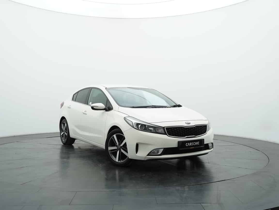 Kia_Cerato_2018_Putih_B2C_CARSOME