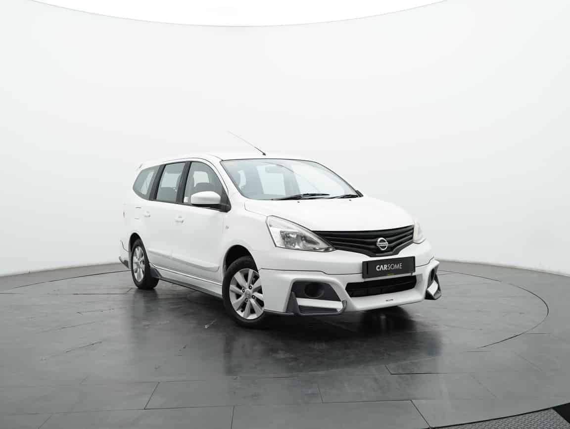 Nissan_Grand Livina_2018_White_B2C_CARSOME