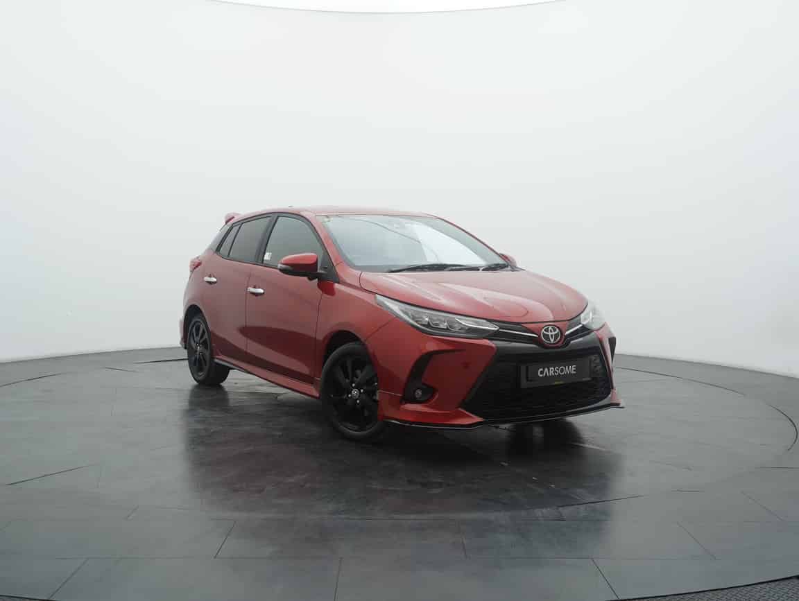 Toyota_Yaris_2021_Merah_B2C_CARSOME