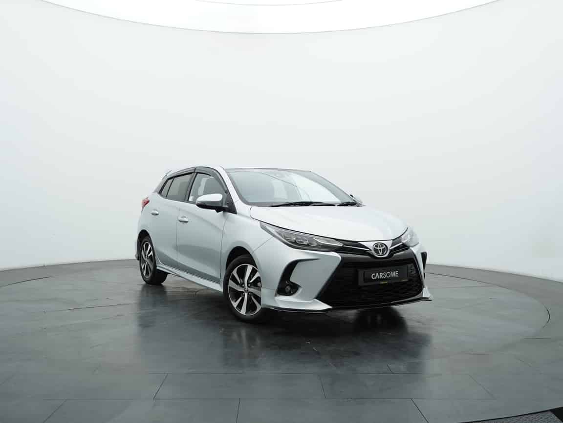 Toyota_Yaris_2021_Silver_B2C_CARSOME