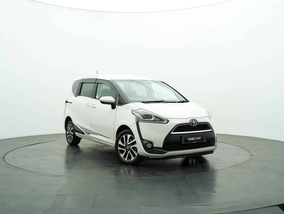 Toyota_Sienta_2016_White_B2C_CARSOME