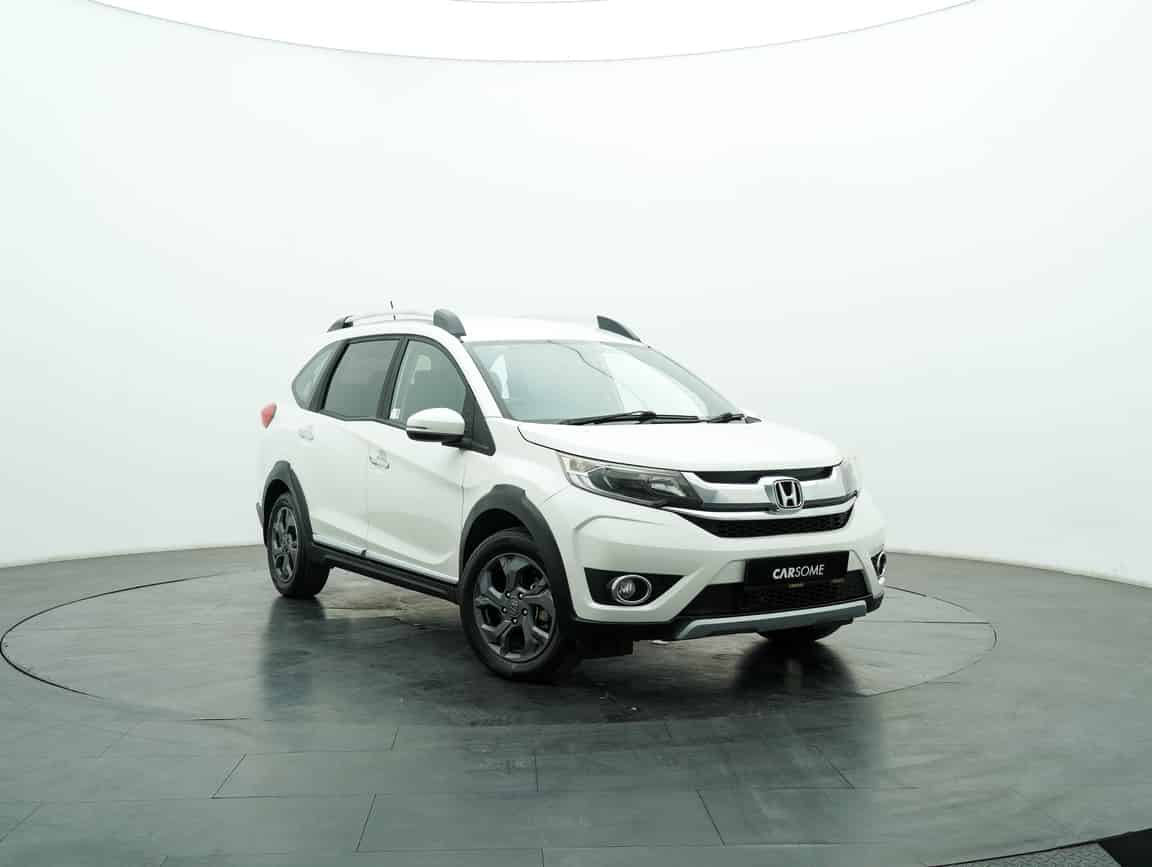 Honda_BR-V_2019_White_B2C_CARSOME