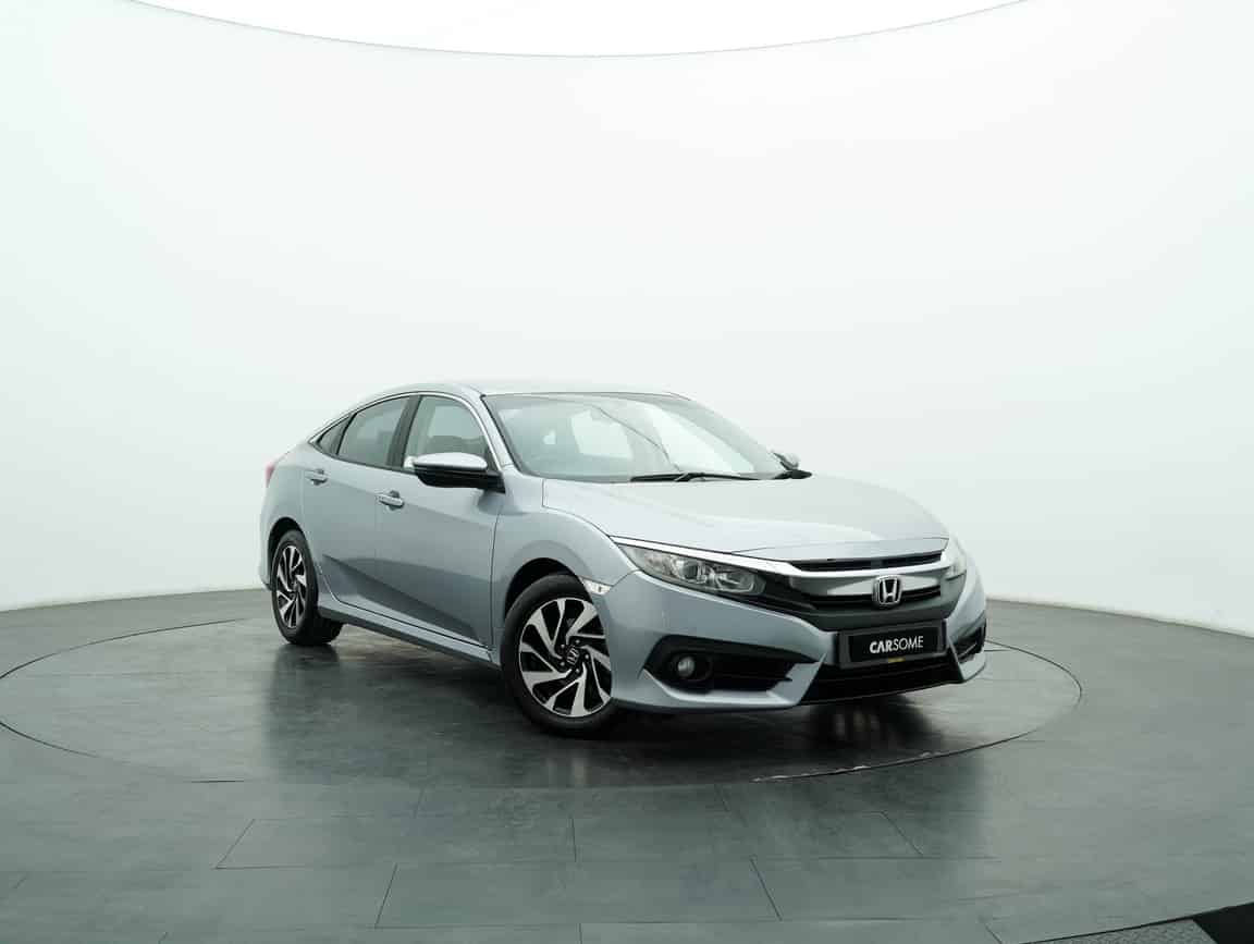 Honda_Civic_2016_Silver_B2C_CARSOME