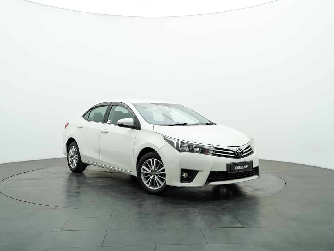 Toyota_Corolla Altis_2014_Putih_B2C_CARSOME