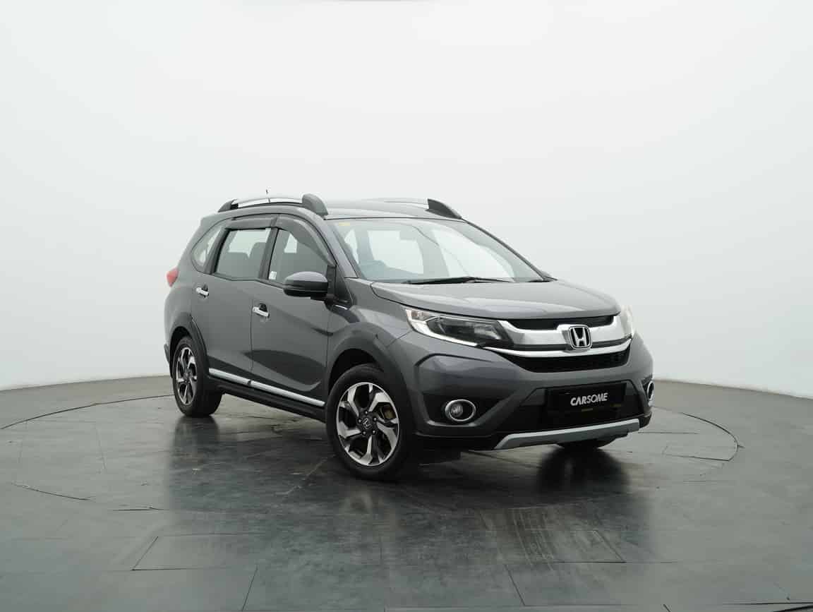 Honda_BR-V_2017_Gray_B2C_CARSOME