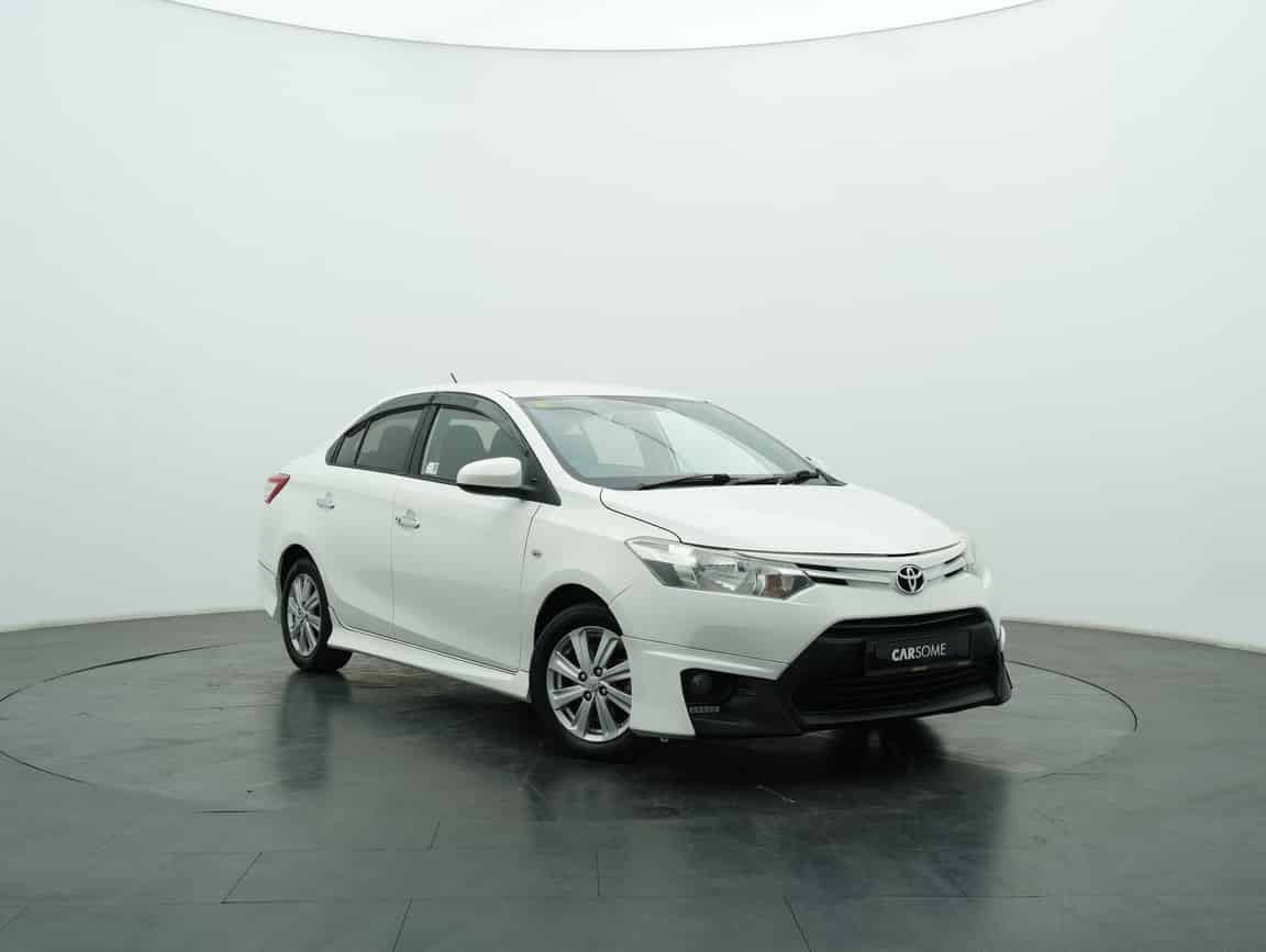 Toyota_Vios_2015_White_B2C_CARSOME