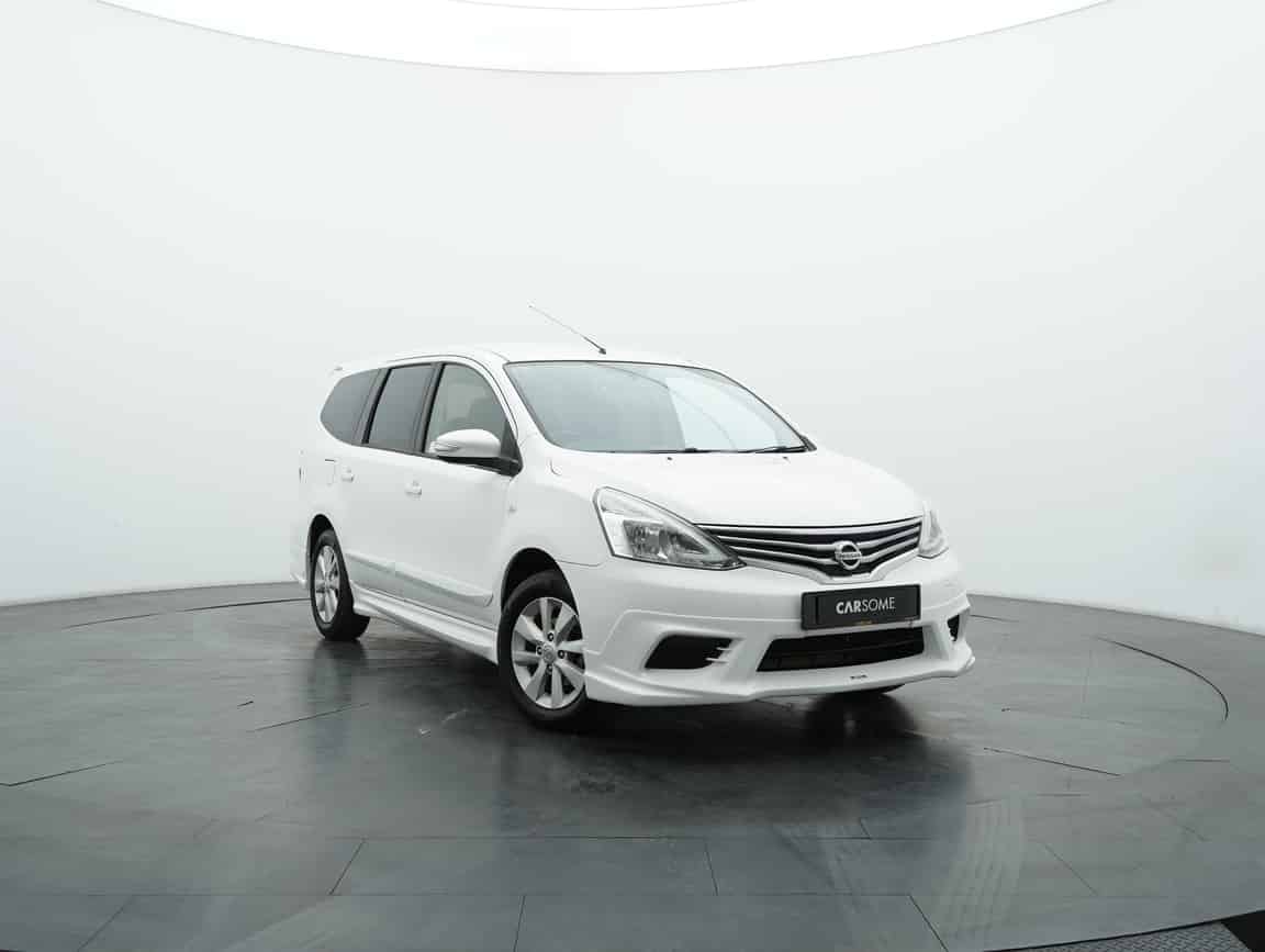 Nissan_Grand Livina_2015_Putih_B2C_CARSOME