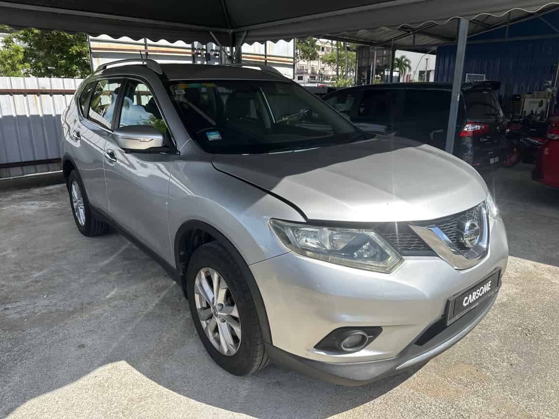 Nissan_X-Trail_2015_Silver_B2C_CARSOME