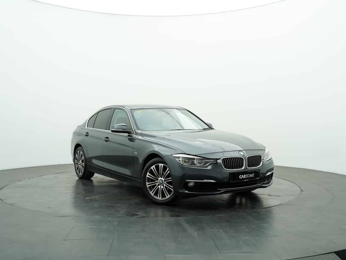 BMW_318i_2016_Gray_B2C_CARSOME
