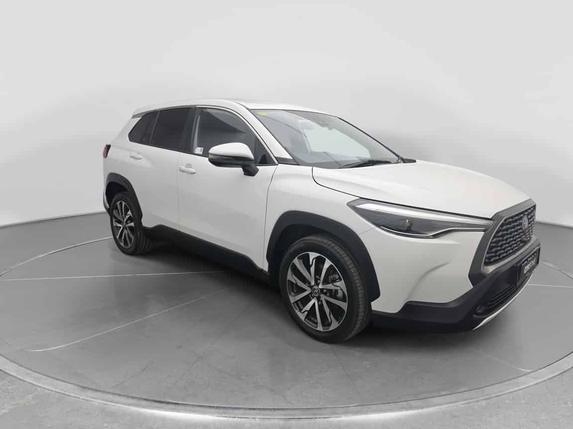 Toyota_Corolla Cross_2021_White_B2C_CARSOME